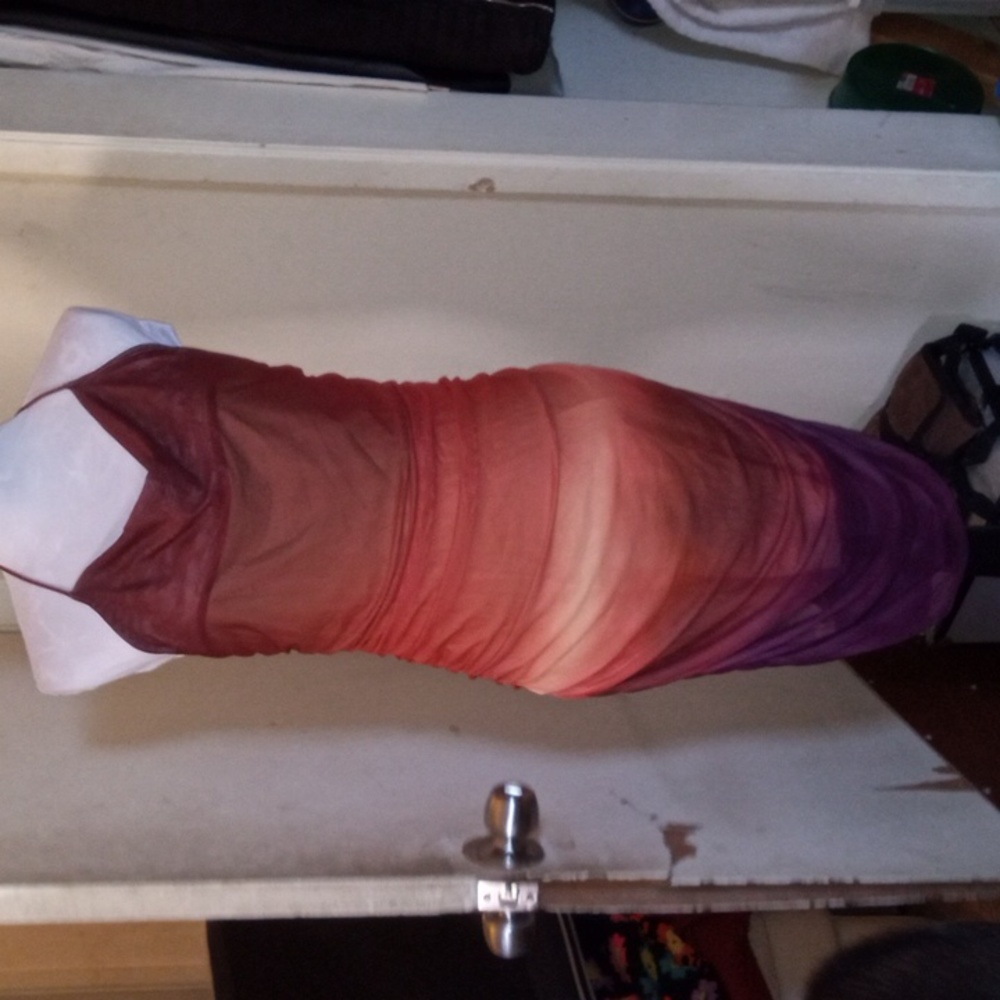 Ombre Ruched Dress - Picture 2 of 15